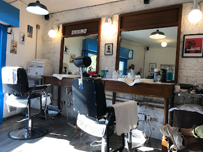 Mad Scissors Temple Of Groom Barbería